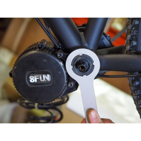 Clé de serrage pour moteur pédalier Bafang