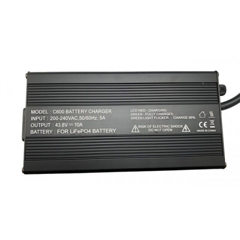 Fast battery charger LiFePO4 36V 10A 