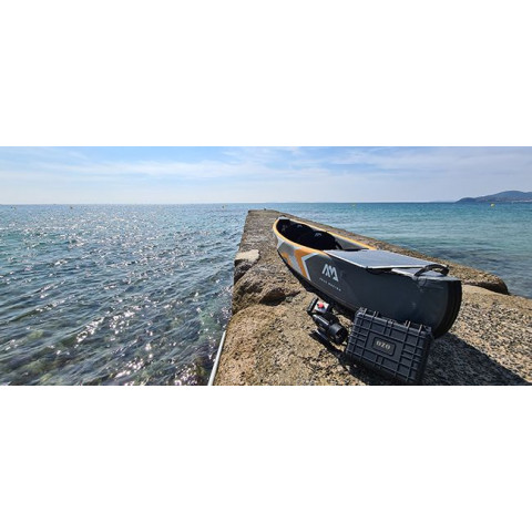 Electric motor for kayak