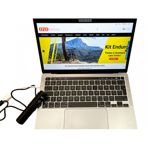 Lampe 500 Lumens avec batterie Li-ion 3.7V 2.4Ah