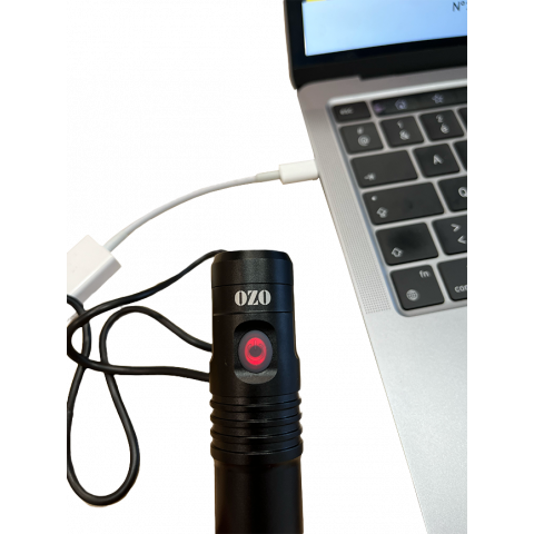 Lampe 500 Lumens avec batterie Li-ion 3.7V 2.4Ah