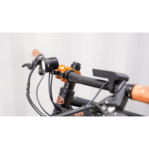 Support éclairage lampe avant