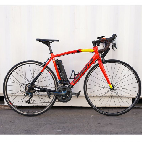 Kit Route 250W roue arrière 700c avec batterie gourde  36V