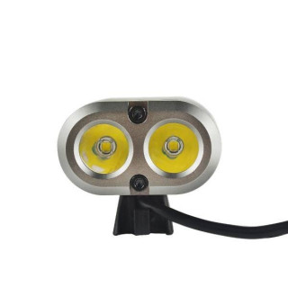 2200 Lumens  avec batterie Li-ion 8.4V 6.6Ah